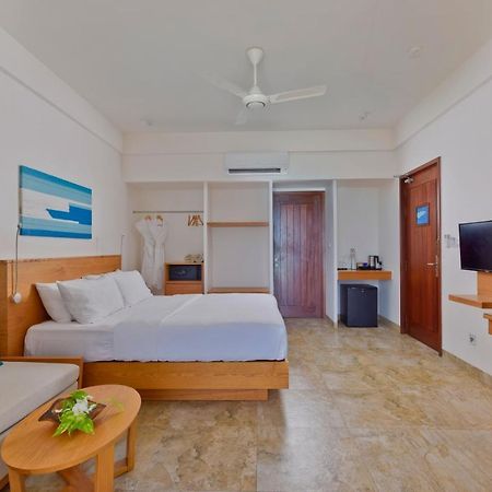 Summer Island Maldives Resort Reethi Rah Exterior foto